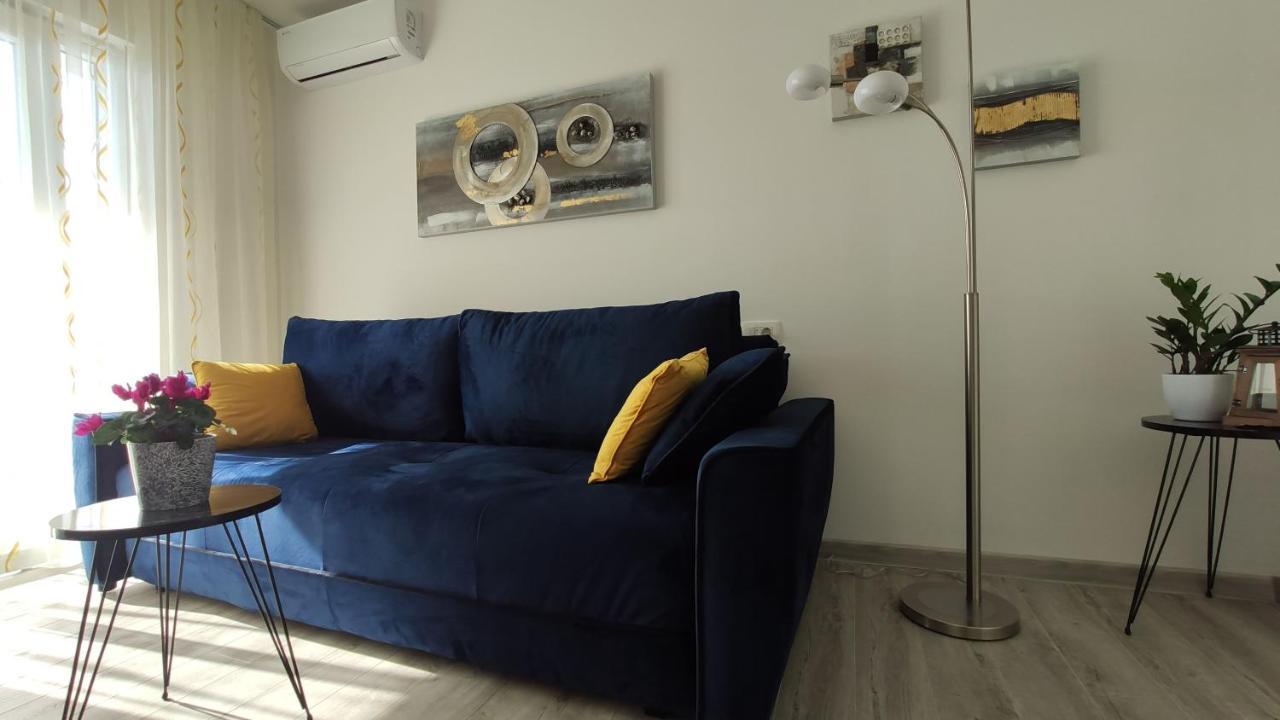 Apartment Pape Krvavica Esterno foto